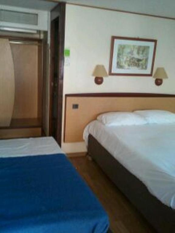 Hotel Campanile Bordeaux Ouest - Le Bouscat Esterno foto
